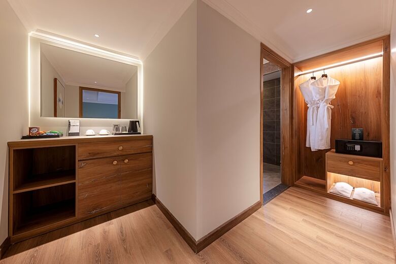 Hotel La Siesta Classic Hang Thung