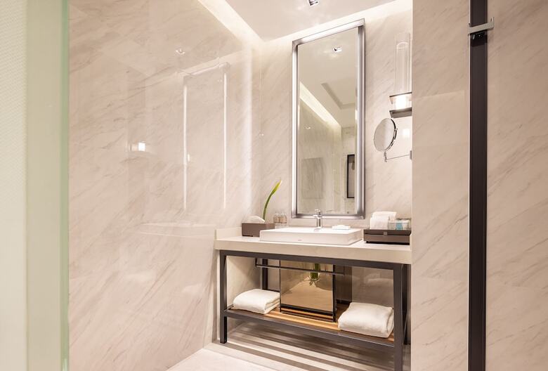 Eastin Grand Hotel Phayathai