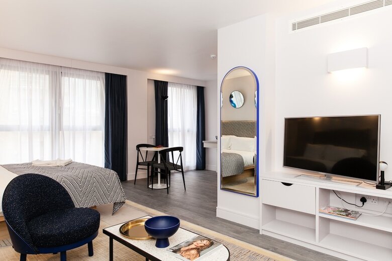 Aparthotel Rockwell East