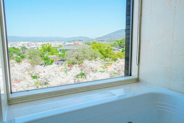 Hotel Chourakukan