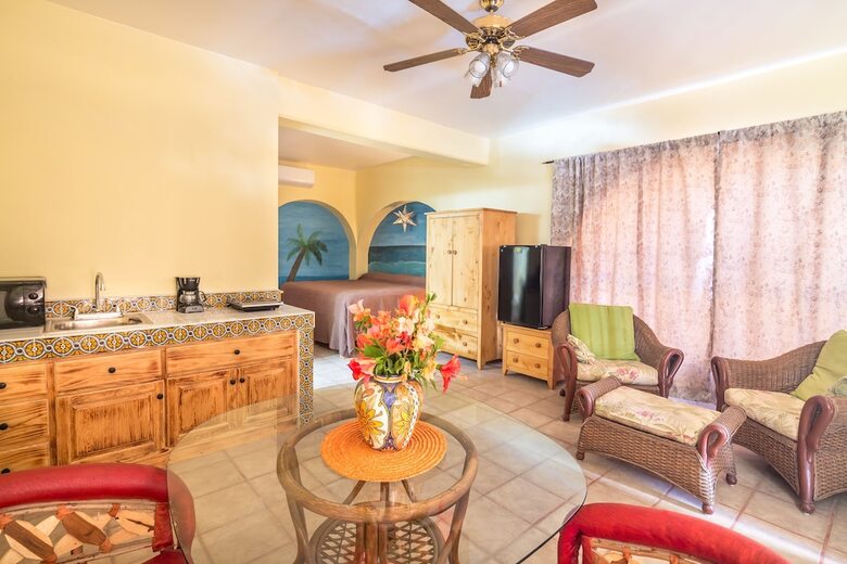 Loreto Playa Boutique Hotel