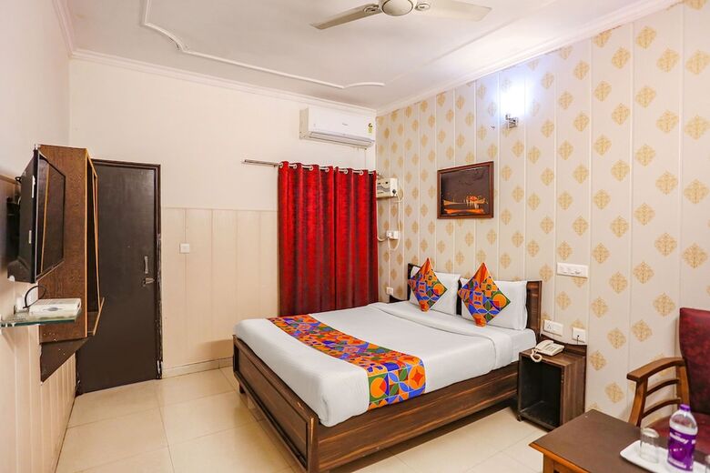 Fabhotel Limewood