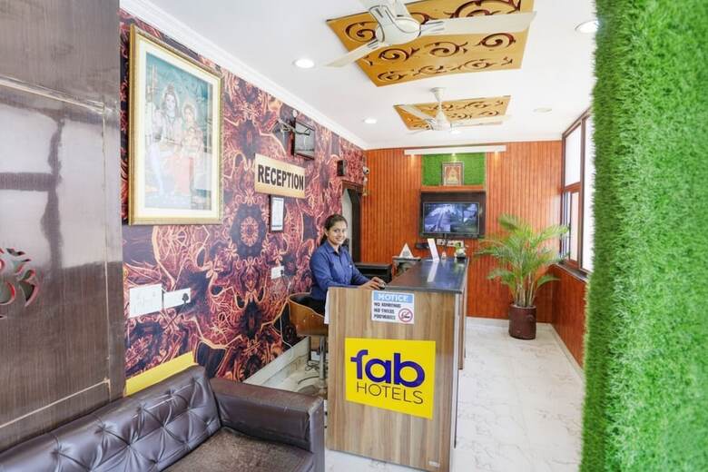 Fabhotel Limewood