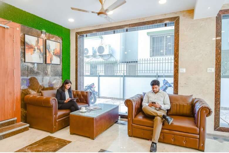 Fabhotel Dreamworld Residency