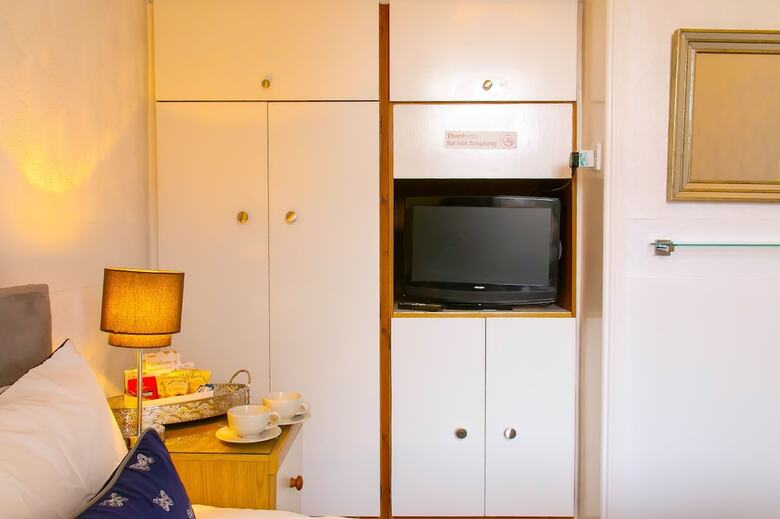 Hotel Mayfield Apartments