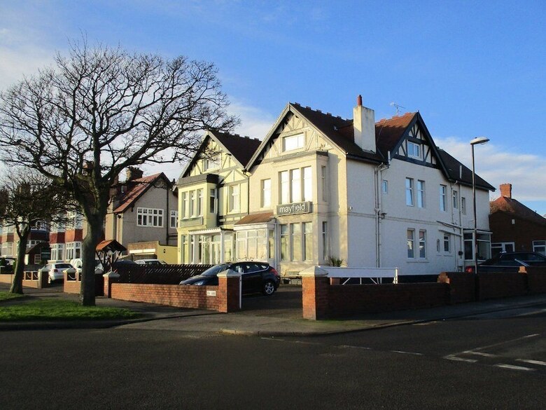 Hotel Mayfield Apartments