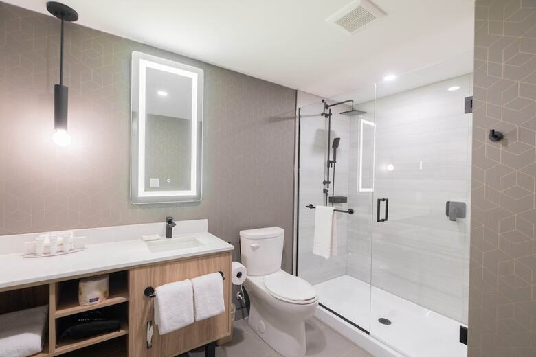 Sandman Signature Dartmouth Hotel & Suites