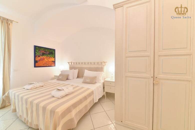 Queen Suite
