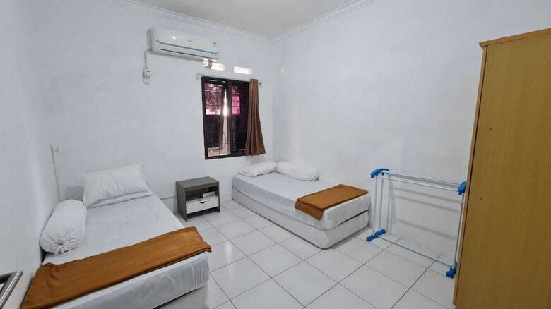 Hotel Express O 92035 Rumah Singgah 8b Syariah