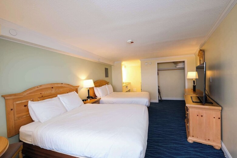 Norseman Resort