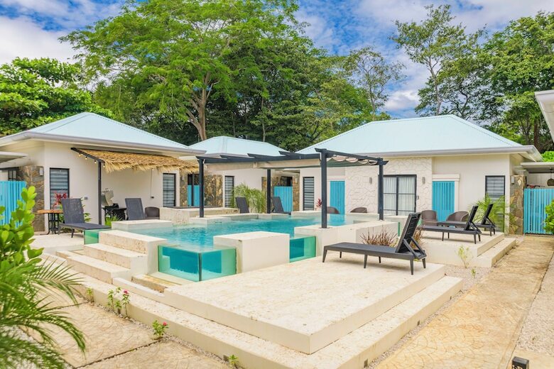 Villas Vr Beachwalk Avellanas