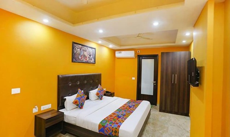 Fabhotel Taj Home Stay