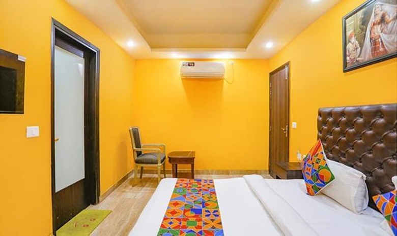 Fabhotel Taj Home Stay