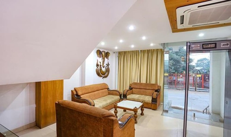Fabhotel Taj Home Stay