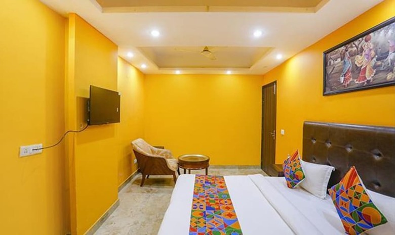 Fabhotel Taj Home Stay