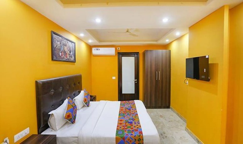 Fabhotel Taj Home Stay