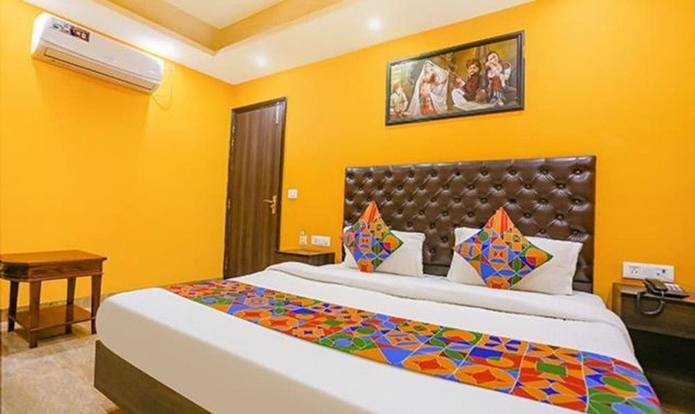 Fabhotel Taj Home Stay
