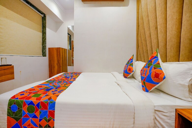 Hotel Fabexpress New Deepak