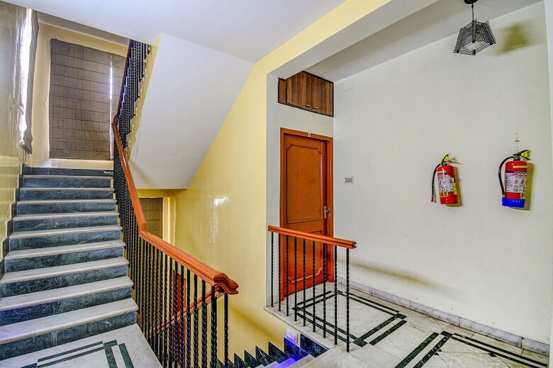 Hotel Fabexpress Ullash Residency