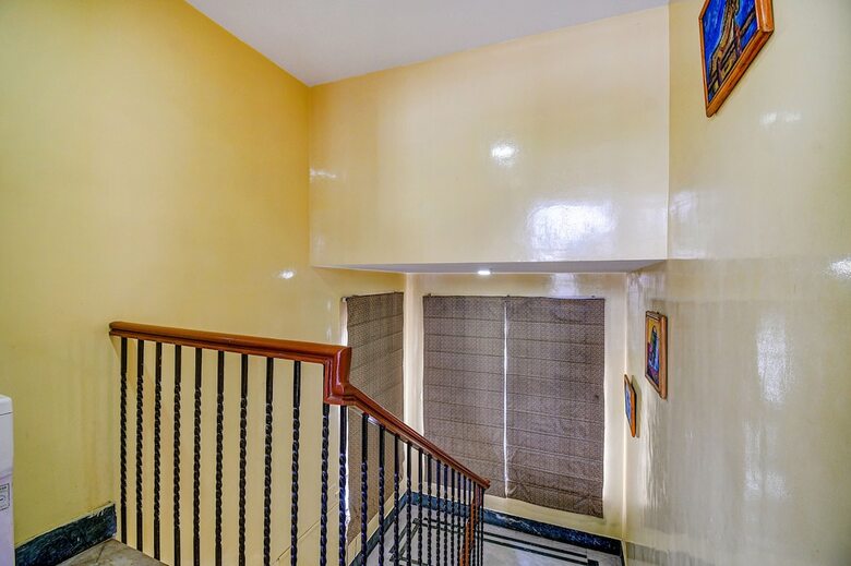 Hotel Fabexpress Ullash Residency