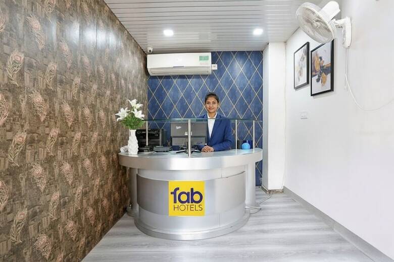 Fabhotel Veetara