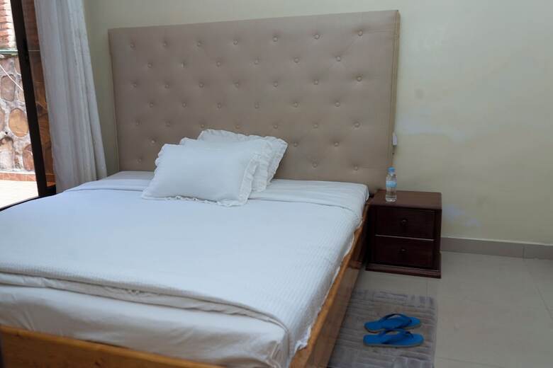 Aparthotel Nyumbani Downtown Cottages