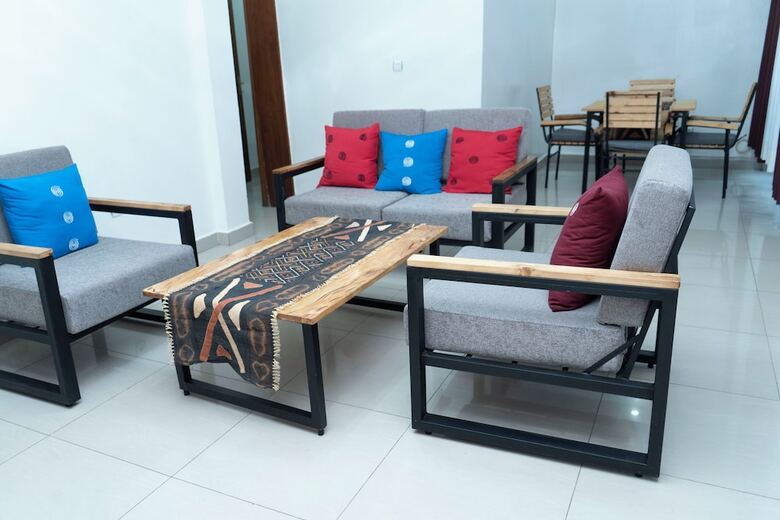 Aparthotel Nyumbani Downtown Cottages