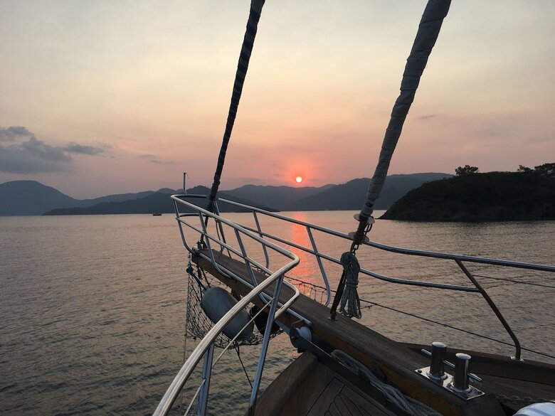 Kaya Yachting