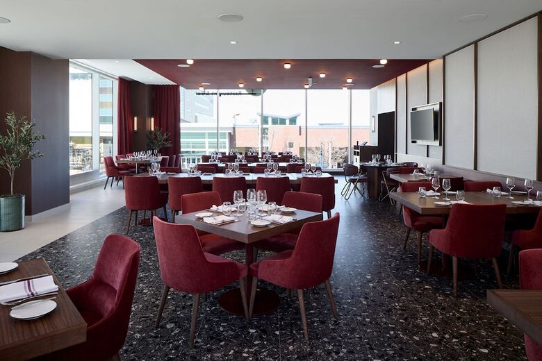 Hotel Courtyard By Marriott Montreal Laval