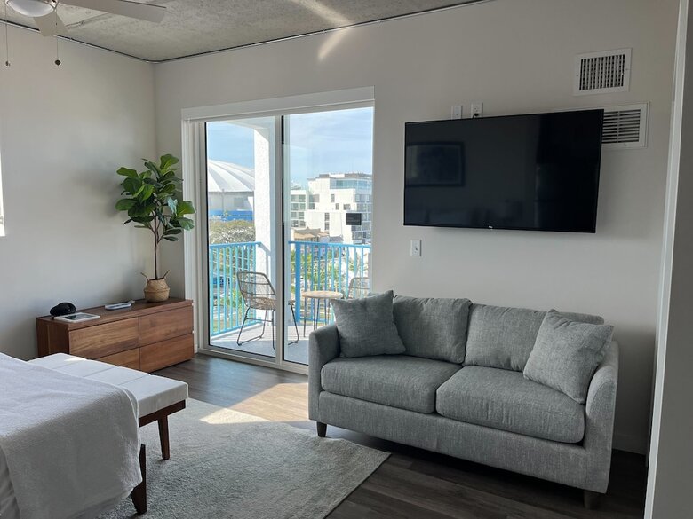 Aparthotel Mint House St. Petersburg Downtown By Kasa