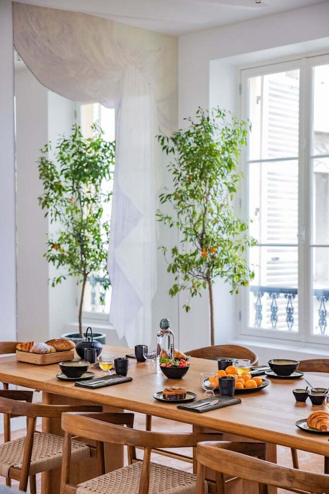 Hotel 1.75 Paris La Source