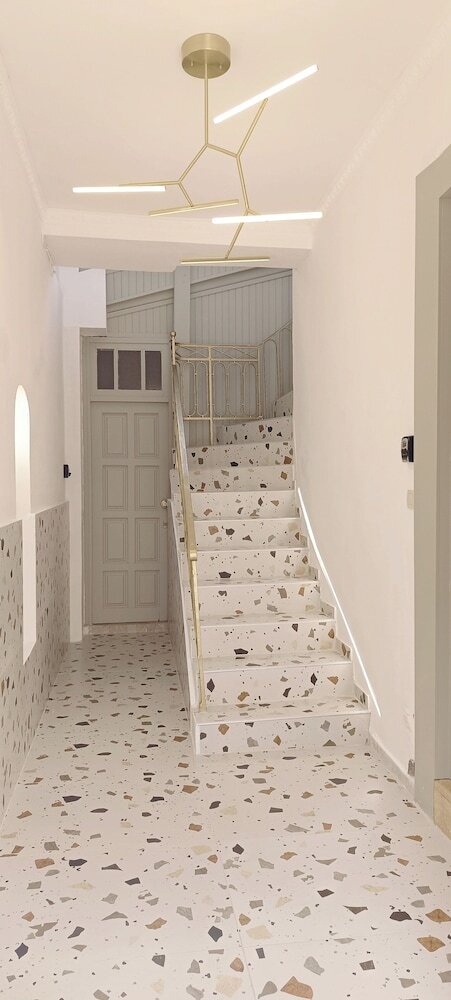 Apeiron Acropolis Suites