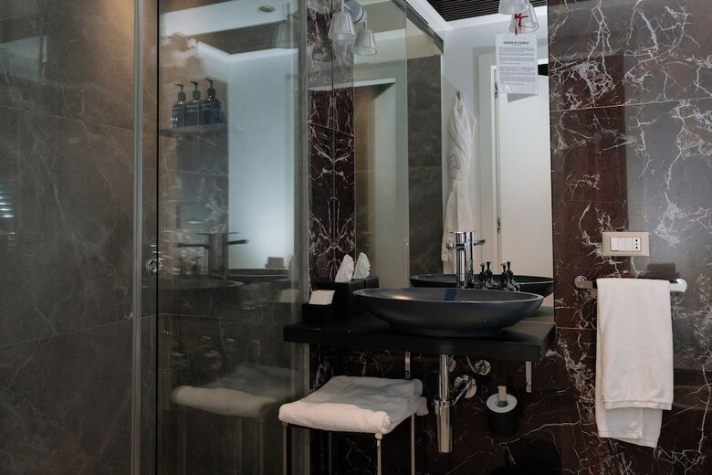 Hotel 10 Keys Milano
