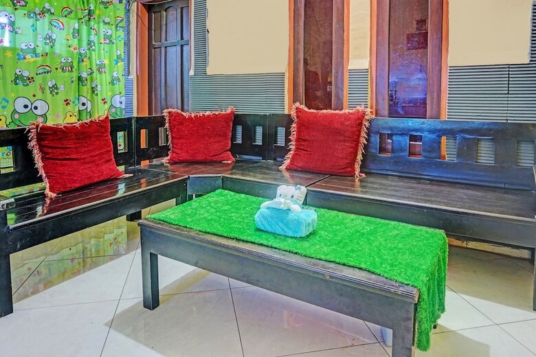 Hotel Oyo 91588 Ananda Guest House Batu