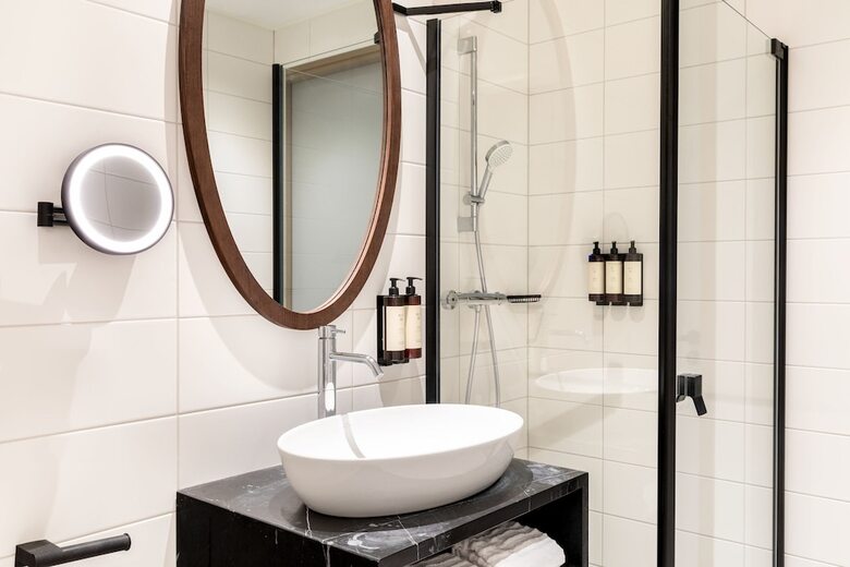 Corendon Amsterdam Schiphol Airport, A Tribute Portfolio Hotel