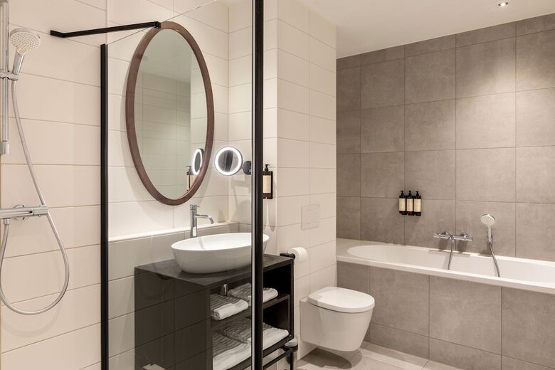 Corendon Amsterdam Schiphol Airport, A Tribute Portfolio Hotel