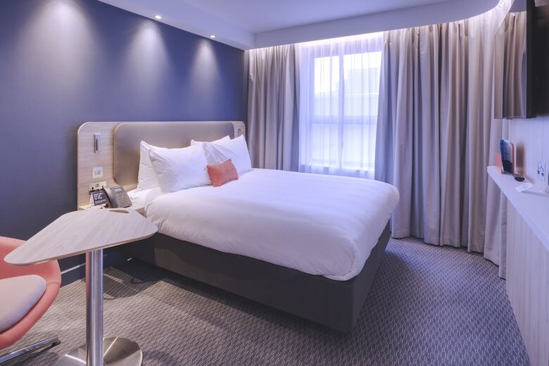 Hotel Holiday Inn Express Fleet By Ihg