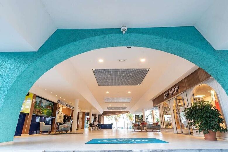 Hotel Arawak Beach Resort
