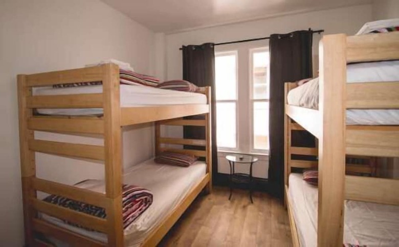 The Bartlett Hotel And Guesthouse