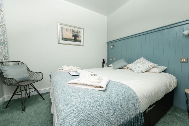 Tyn-y-coed Hotel