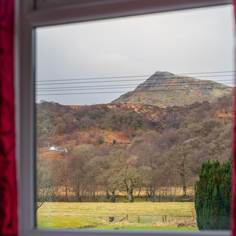 Tyn-y-coed Hotel