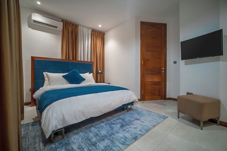 Aparthotel Alexander Palace Hotel Apartment