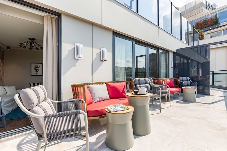 Stayso The House Hotel
