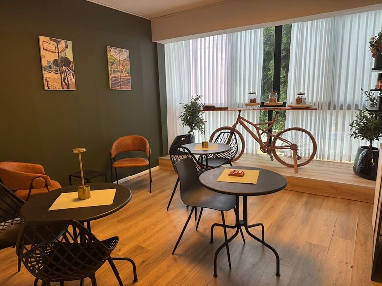 Hotel H7 Tlv