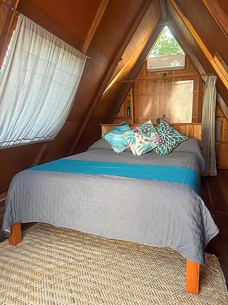Hotel El B�ho Lagoon Bacalar
