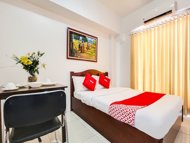 Hotel Oyo 893 Dian Suites Makati