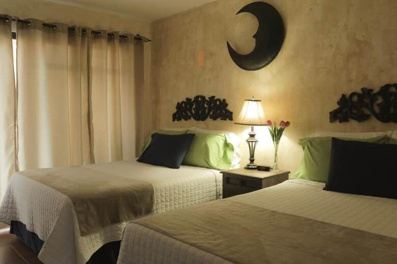 Bed & Breakfast Hotel Posada De La Luna