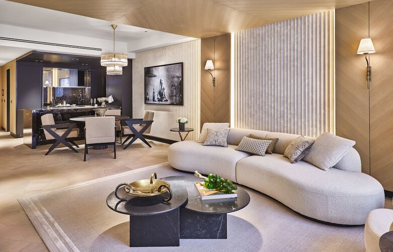 Vakko Hotel And Residence