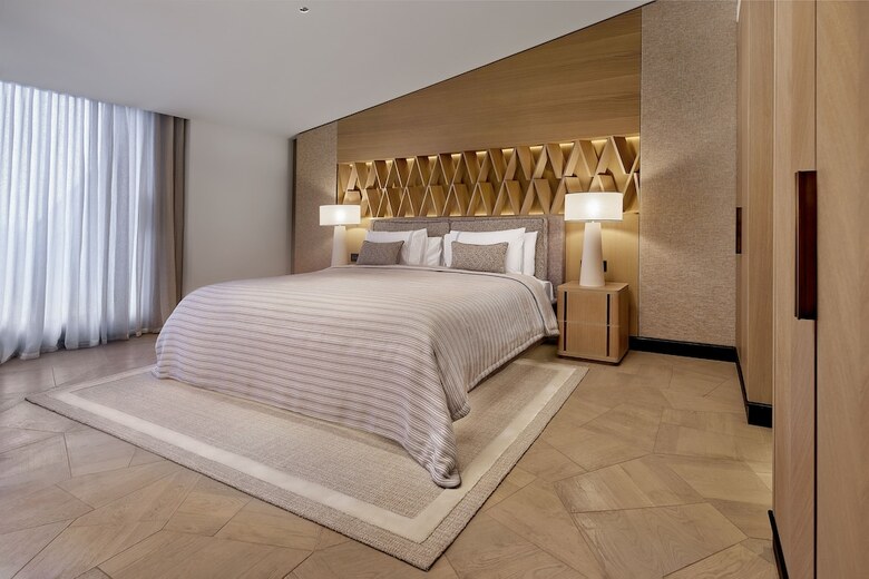 Vakko Hotel And Residence