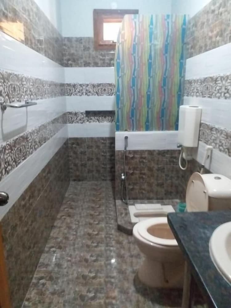 Elegant Guest House Karachi